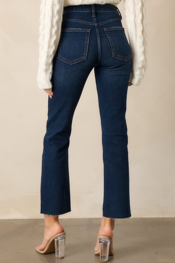 High Standards Dark Wash Cropped Straight Leg Jeans Online - Image 5